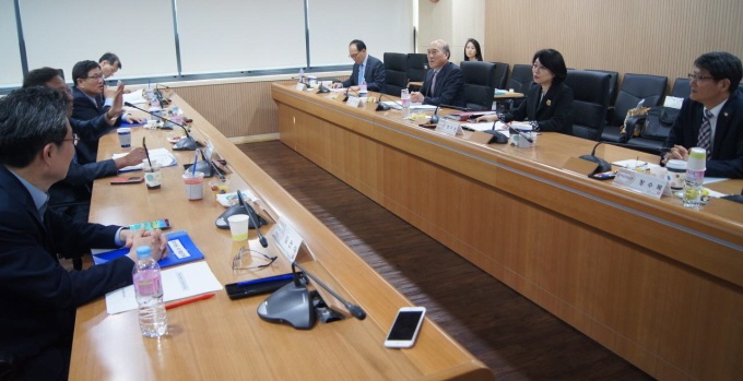 국민건강보험공단 스마트워크센터에서 진행되는 '2017년도 수가협상' 현장 